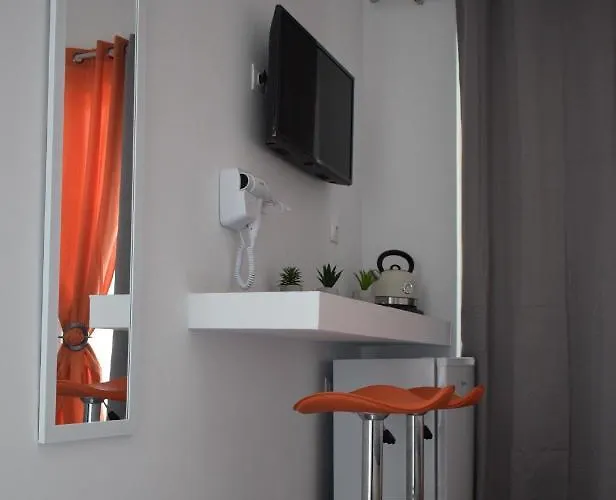 12 Senses Sea View Hotel apartamentowy