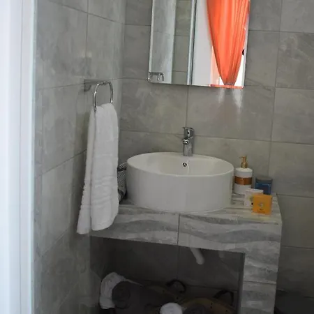 12 Senses Sea View 3*