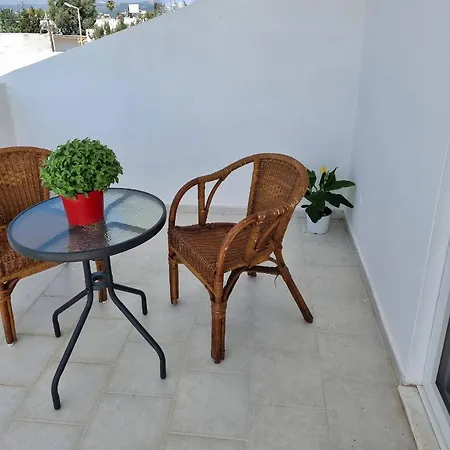 12 Senses Sea View *