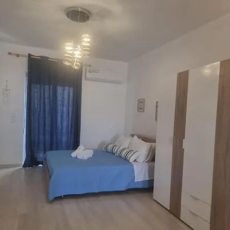 12 Senses Sea View *