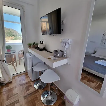12 Senses Sea View Апарт-отель