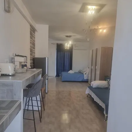 12 Senses Sea View Apartmanhotel 3*