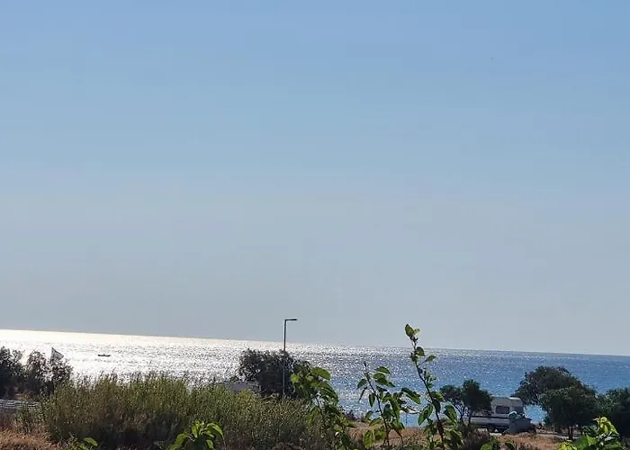 12 Senses Sea View شقة فندقية 3*